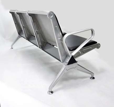 3-Seat Waiting Room Bench – Comfortable and Stylish image 3