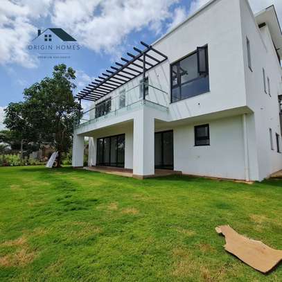 5 Bed Townhouse with En Suite at Kitisuru Road image 31