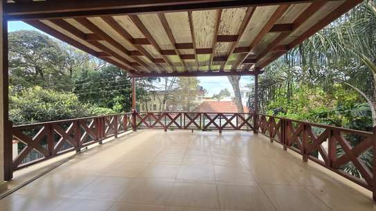 5 Bed Villa with En Suite in Lavington image 15