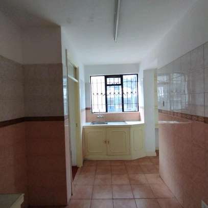 Splendid and Spacious 3 Bedrooms Apartments In Kilimani image 7