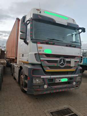 Actros 2546 Mp3 selling complete with TNL skeleton ZG image 1