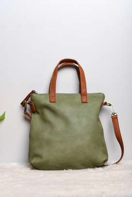 hand bag image 1