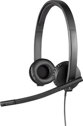Logitech H570e Wired Headset image 1