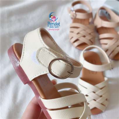 GIRLS' SANDALS QUALITY NON-SLIP KIDS SHOES -CREAM image 1