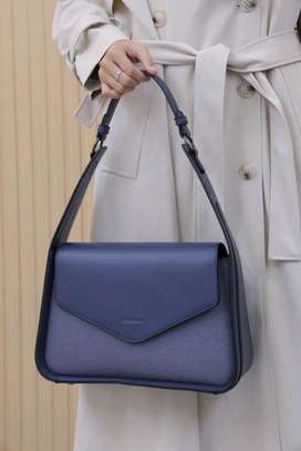 Designer handbags for women image 8