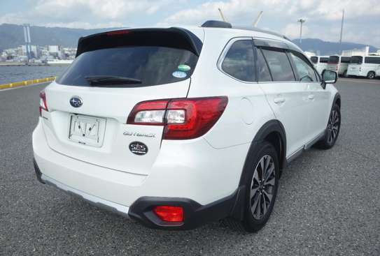 2014 Subaru Outback Limited W/Leather Seats image 4