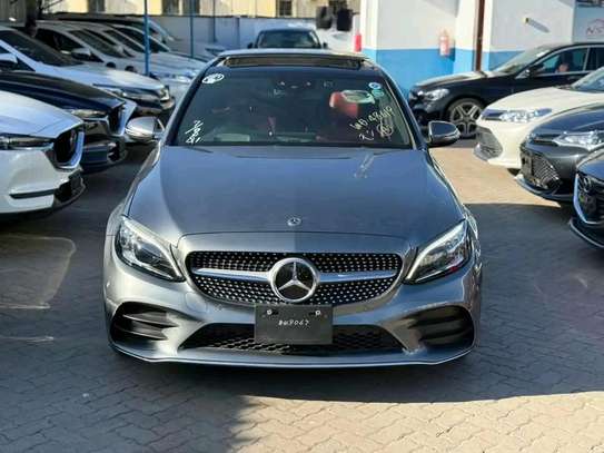 Mercedes benz c200 Sunroof 2019model image 9