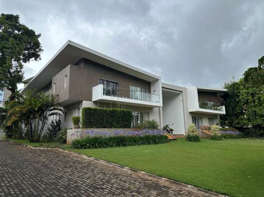Serviced 3 Bed Apartment with En Suite in Westlands Area image 13