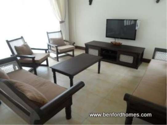 Serviced 2 Bed Apartment with En Suite at Malindi Road image 13