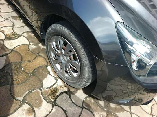 Mazda Demio  petrol image 9