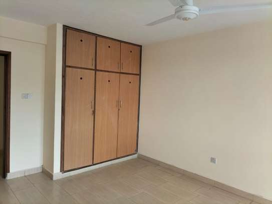 3 bedroom apartment for rent in Kongowea image 3