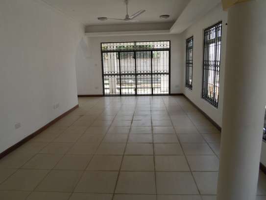 4 Bed Apartment with En Suite at Nyali image 5
