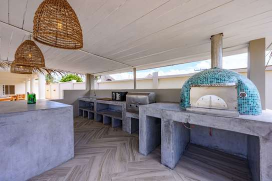 4 Bed Villa with En Suite in Watamu image 3