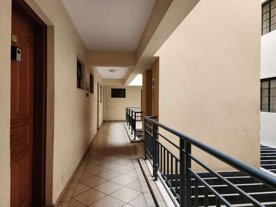 Executive Studio apartment in the City image 15