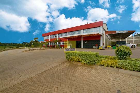 90,000 ft² Warehouse with Backup Generator at Kenya image 2