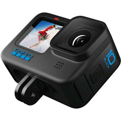 GoPro HERO10 Action Camera image 2