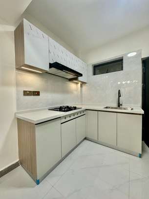 1 Bed Apartment with En Suite in Kileleshwa image 2