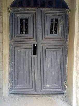 QUALITY STEEL DOUBLE DOORS image 7