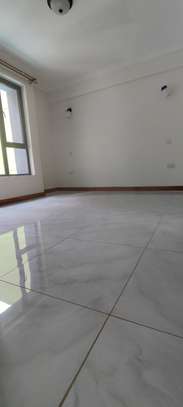 Serviced 2 Bed Apartment with En Suite in Westlands Area image 9