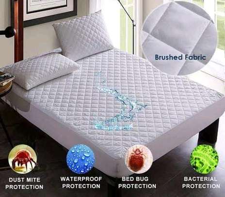 ALL COLORS MATTRESS PROTECTOR image 3