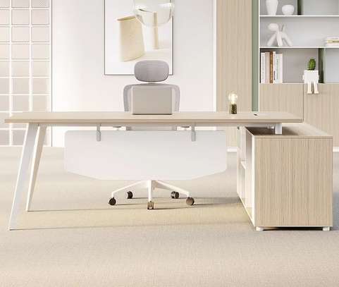 Modern 1800mm Executive Office Desk image 6