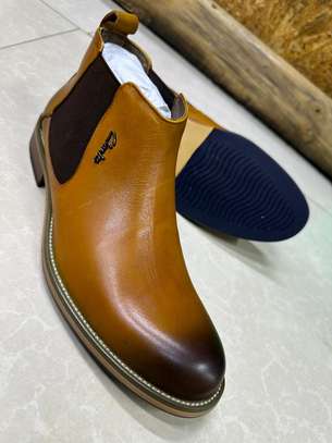 Men Leather 💯 Clark's boots image 2