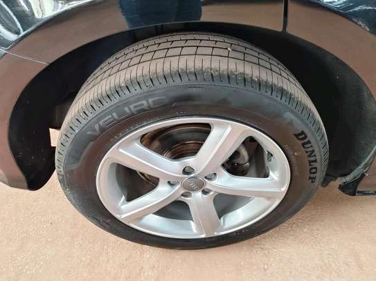 Audi Q5 Quattro black 2018 image 6