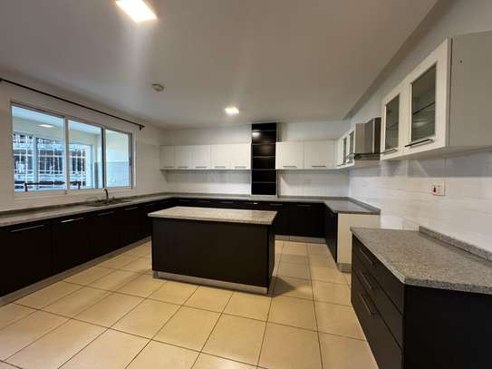 3 Bed Apartment with En Suite in General Mathenge image 19