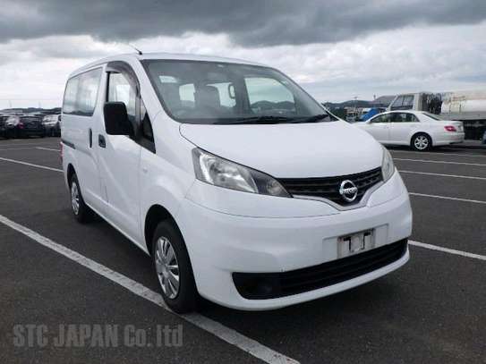WHITE NISSAN NV200 (MKOPO ACCEPTED) image 2