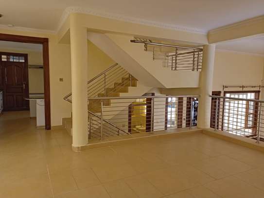 4 Bed Townhouse with En Suite at Kyuna image 31