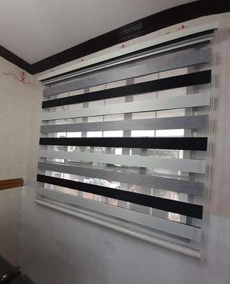 ZEBRA ROLLER BLINDS AT FRIENDLY PRICES image 4