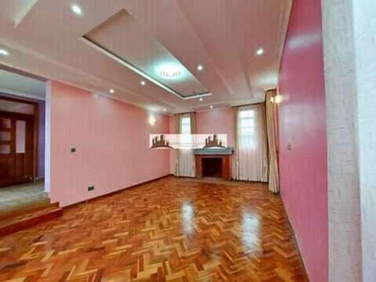 Wooden and vynil laminates flooring and fittings image 5