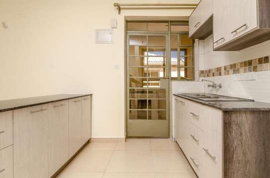 4 Bed Apartment with En Suite in Thika Road image 15
