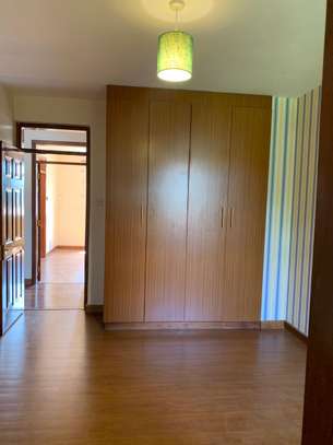 3 bedroom apartment all ensuite with a cloakroom image 12