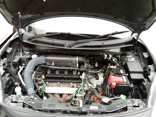 Suzuki swift Hybrid image 8