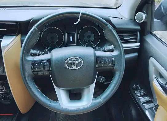 2016 Toyota Fortuner diesel image 8