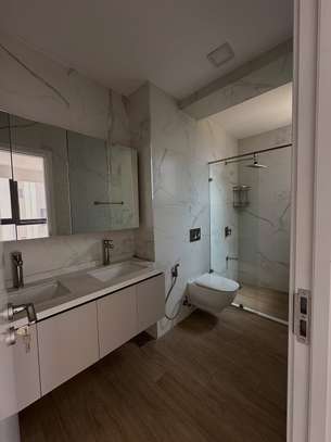 3 Bed Apartment with En Suite at Riverside Drive image 14