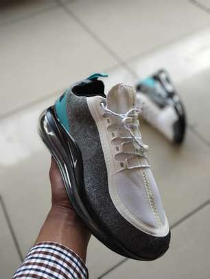 Nike run on sale utility 720