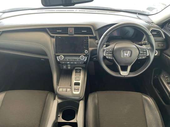 Honda insight hybrid image 4