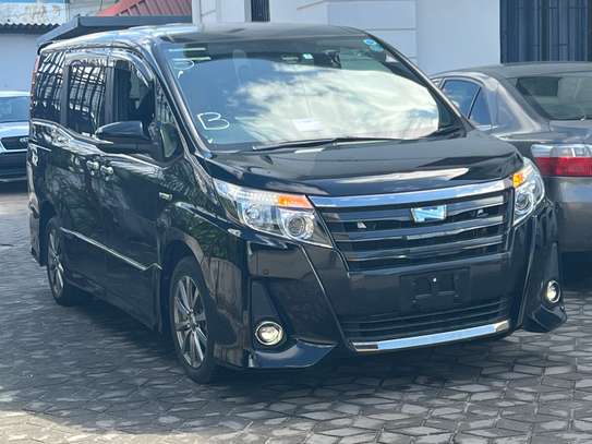 TOYOTA NOAH (WE ACCEPT HIRE PURCHASE) image 3