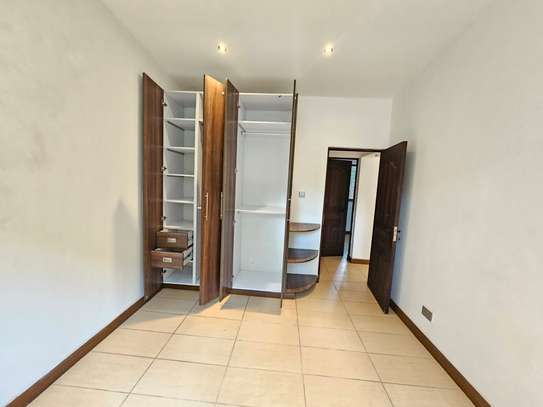 2 Bed House with En Suite at Peponi Road image 1