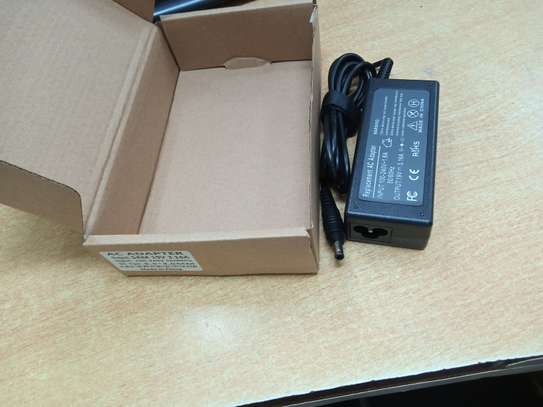 Samsung Laptop AC Power Adapter Charger 19V 3.16A image 2