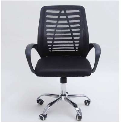Ergonomic Mesh Swivel Chair for Home & Office image 3