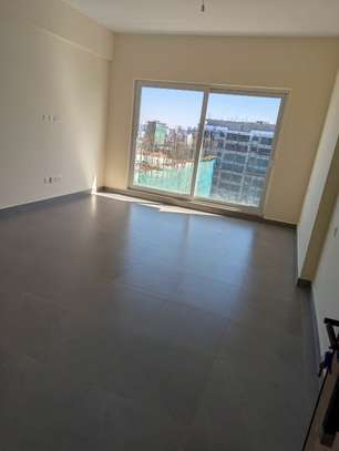 4 Bed Apartment with En Suite in Parklands image 7