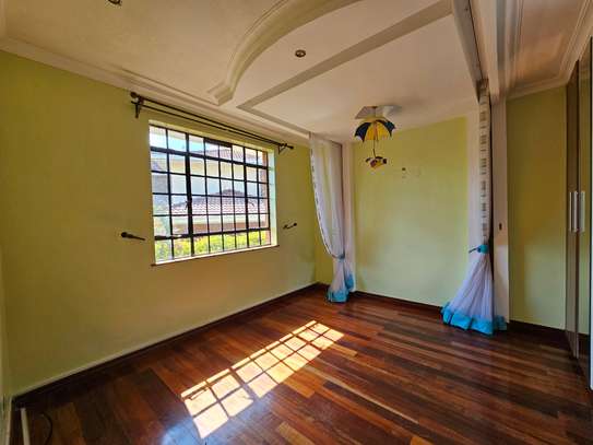 4 Bed Villa with En Suite in Kiambu Road image 35