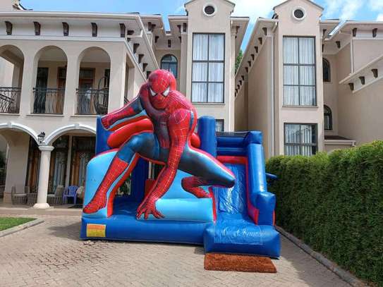Bouncing castles for hire image 1