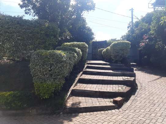 QUIK SALE: 5 Bedroom Thome / Garden Estate House image 13