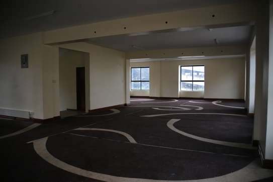 15,035 ft² Commercial Property  in Upper Hill image 4