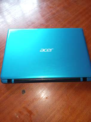Laptop blue image 3