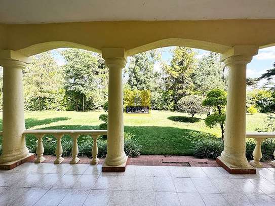 5 Bed House in Ridgeways image 22